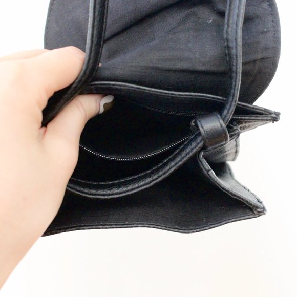 Vintage Soho Design Group Black Pebble Grain Leather Crossbody Bag - Picture 9 of 9